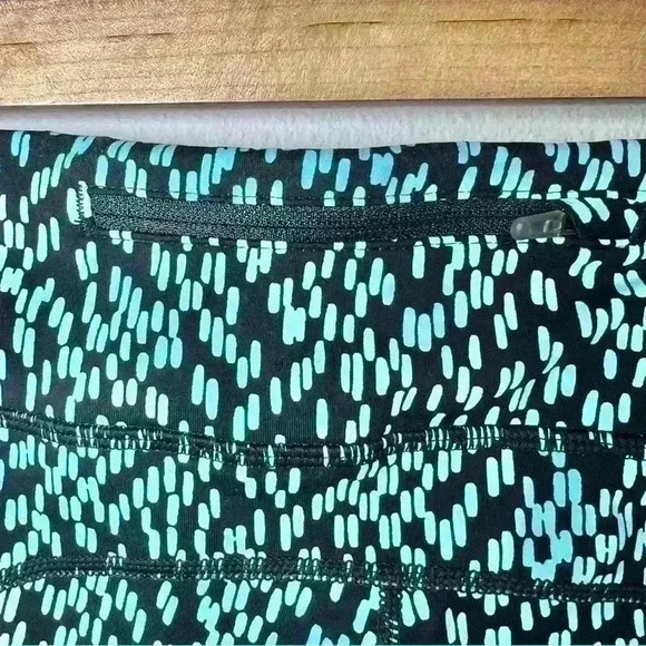 Nike Women’s Pro Geometric Dri-Fit Black Teal 3/4 Leggings Size XS - Picture 8 of 16